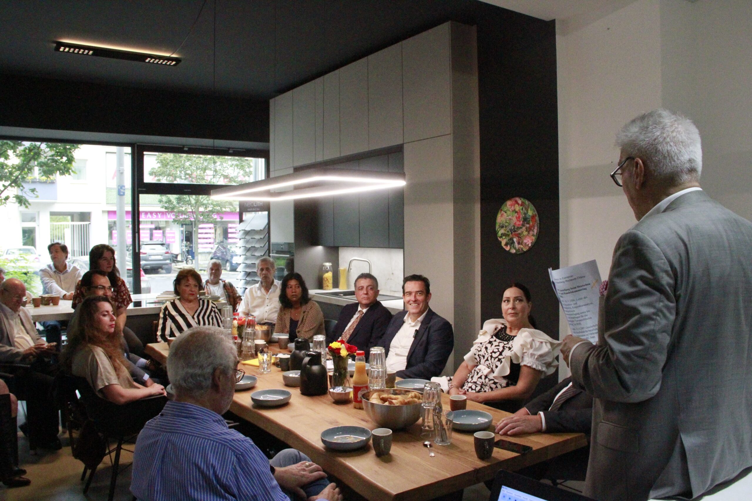 Küchen-Studio-Dialog mit dem Liberalen Mittelstand (Foto: JW/NM | NewsMark #01)