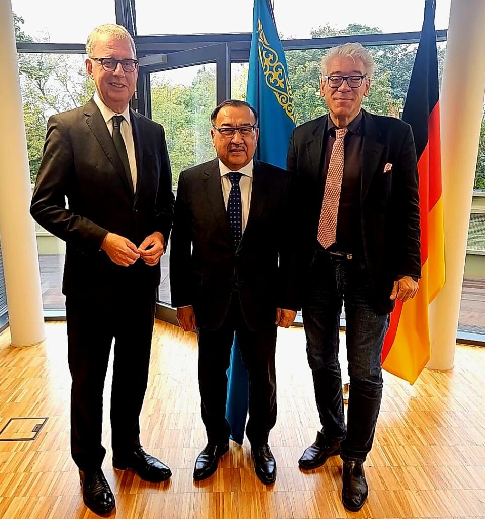 Konferenz in der Botschaft von Kasachstan (Foto: NM / Grosse)