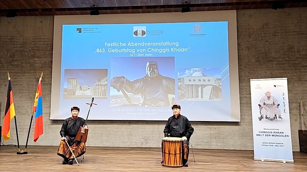 Festliche Abendveranstaltung zum 863. Geburtstag von Chinggis Khaan der Botschaft der Mongolei und des Museums für Vor- und Frühgeschichte (Foto: NewsMark)