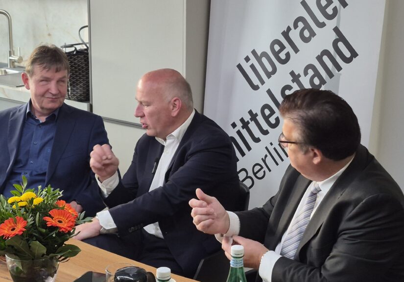 Küchen-studio-Dialog mit Kai Wegner am 28. Mai 2026 (Foto: J. Wachsmuth)