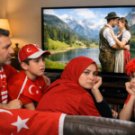 Türken in Deutschland: Enttäuschung vor dem Bildschirm (KI-Bild)