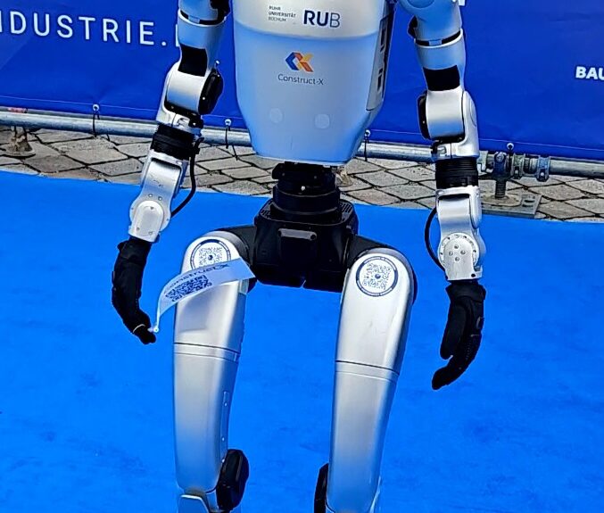 Roboter der Ruhr-Universität Bochum beim Tag der Bauindustrie (Foto: C. Grosse)