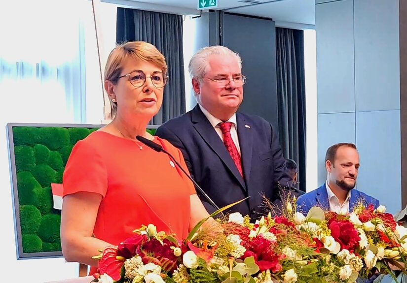 Ansprache von I.E. Isabelle Berro-Amadeï (Außenministerin von Monaco), S.E. Lorenzo Ravano (Botschafter von Monaco), (Foto: C. Grosse)