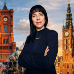 Elif Eralp und die Roten Rathäuser (Foto: Eralp von Maximilian Koenig / Hintergrund KI)