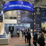 Stand von Uzbekistan Railways auf der InnoTrans 2026 (Foto: B. Aslanov, Botschaft der Republik Usbekistan)