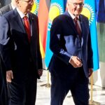 Kassym-Schomart Tokajew, Präsident der Republik Kasachstan und Frank-Walter Steinmeier, Bundespräsident der Bundesrepublik Deutschland in der Deutschen Industrie- und Handelskammer (DIHK) (Foto: C. Grosse)